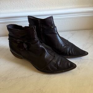HEYRAUD Brown Leather Ankle Boots